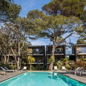 Le Des Iles D'or Hotel